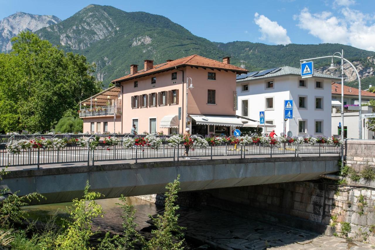 Appartamento Al Ponte Adiacente Al Parco, Vicino All'Ospedale E Centro Trento Eksteriør billede