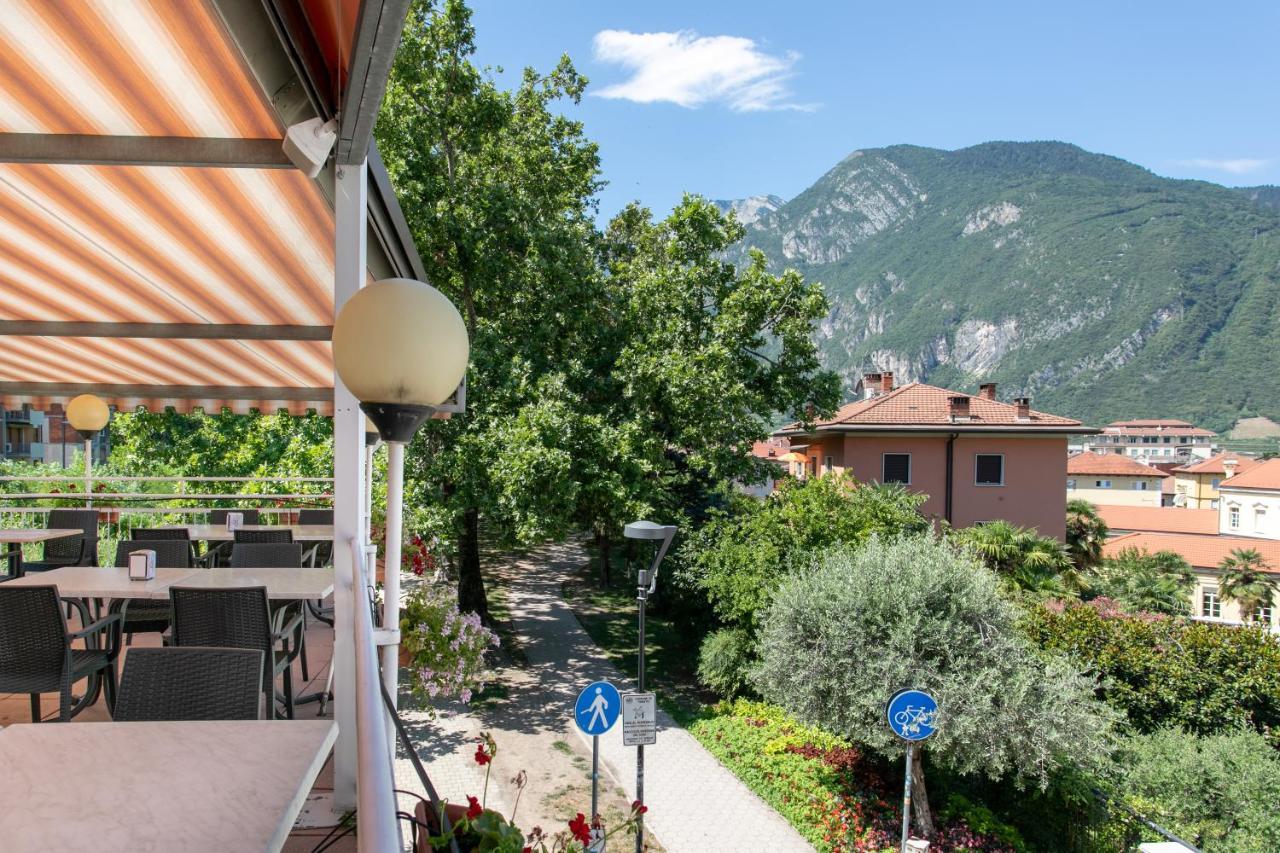 Appartamento Al Ponte Adiacente Al Parco, Vicino All'Ospedale E Centro Trento Eksteriør billede